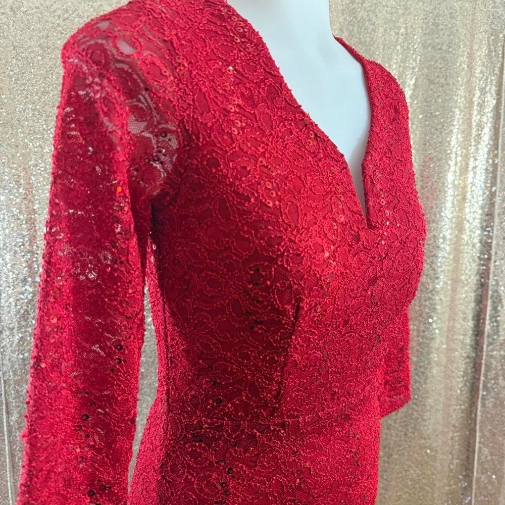 Red Lace Sequin Midi Dress V-Neck 3/4 Sleeve Back CutoutParty/Sizes S-M-L - Picture 3 of 8